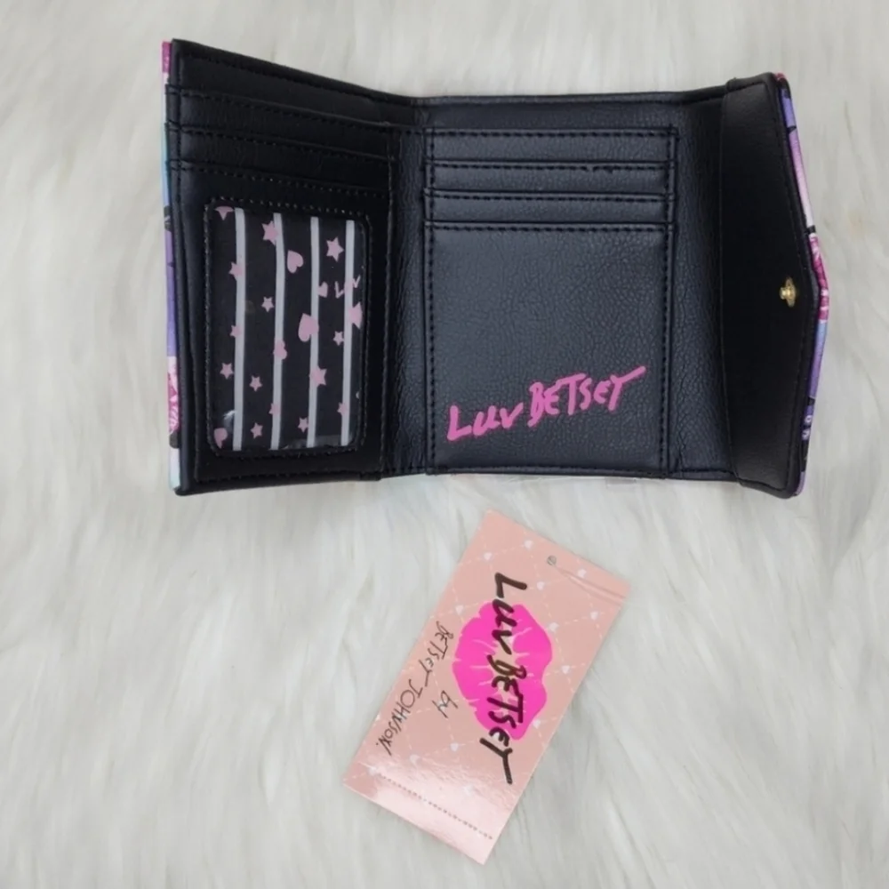 Betsey Johnson betsey johnson